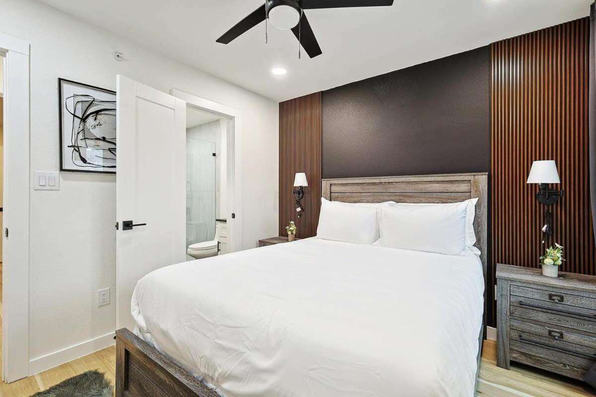 New 2B Townhome Near At&T Global Life 6Flag Arlington Exteriör bild